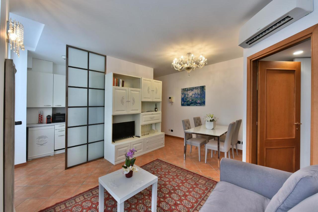 Pontaccio22 Apartment- Brera Centro Storico Milan Bagian luar foto