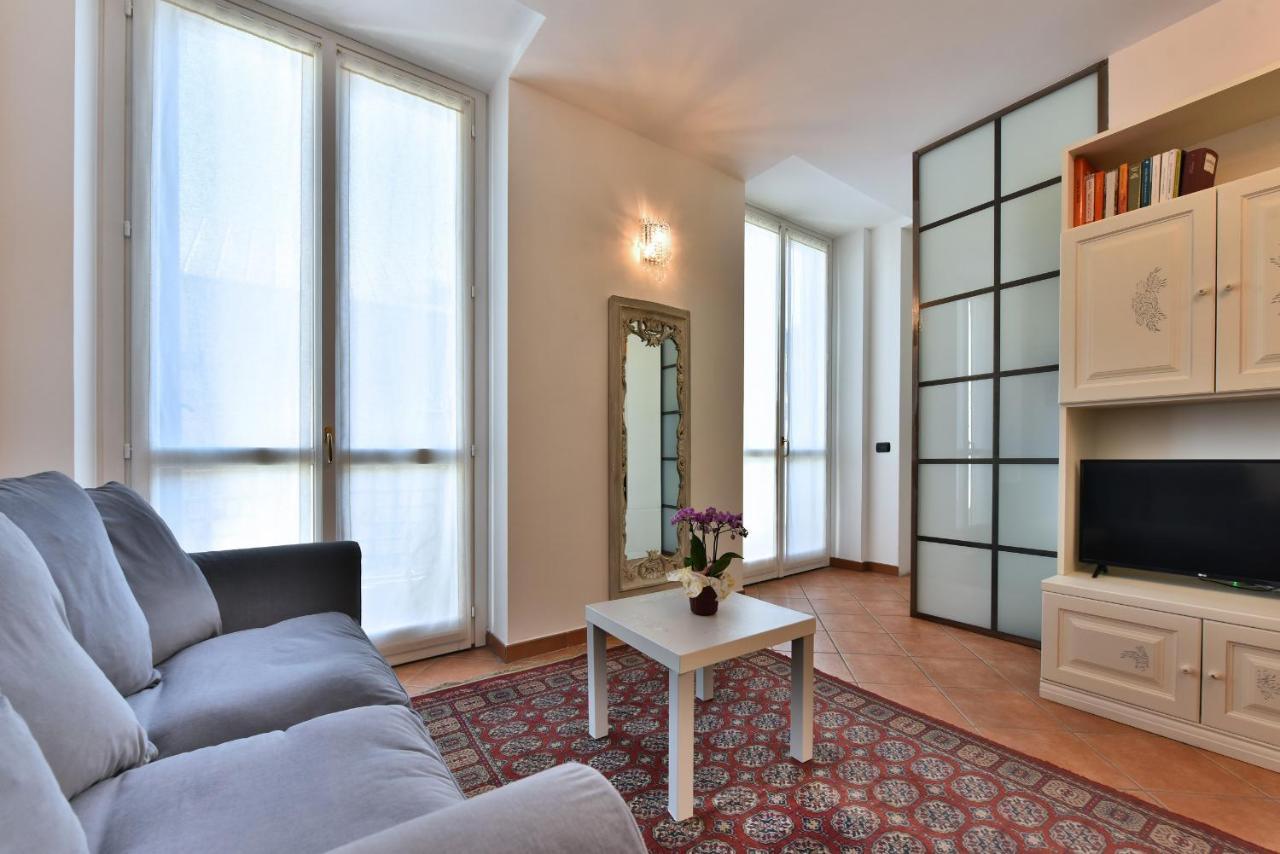Pontaccio22 Apartment- Brera Centro Storico Milan Bagian luar foto