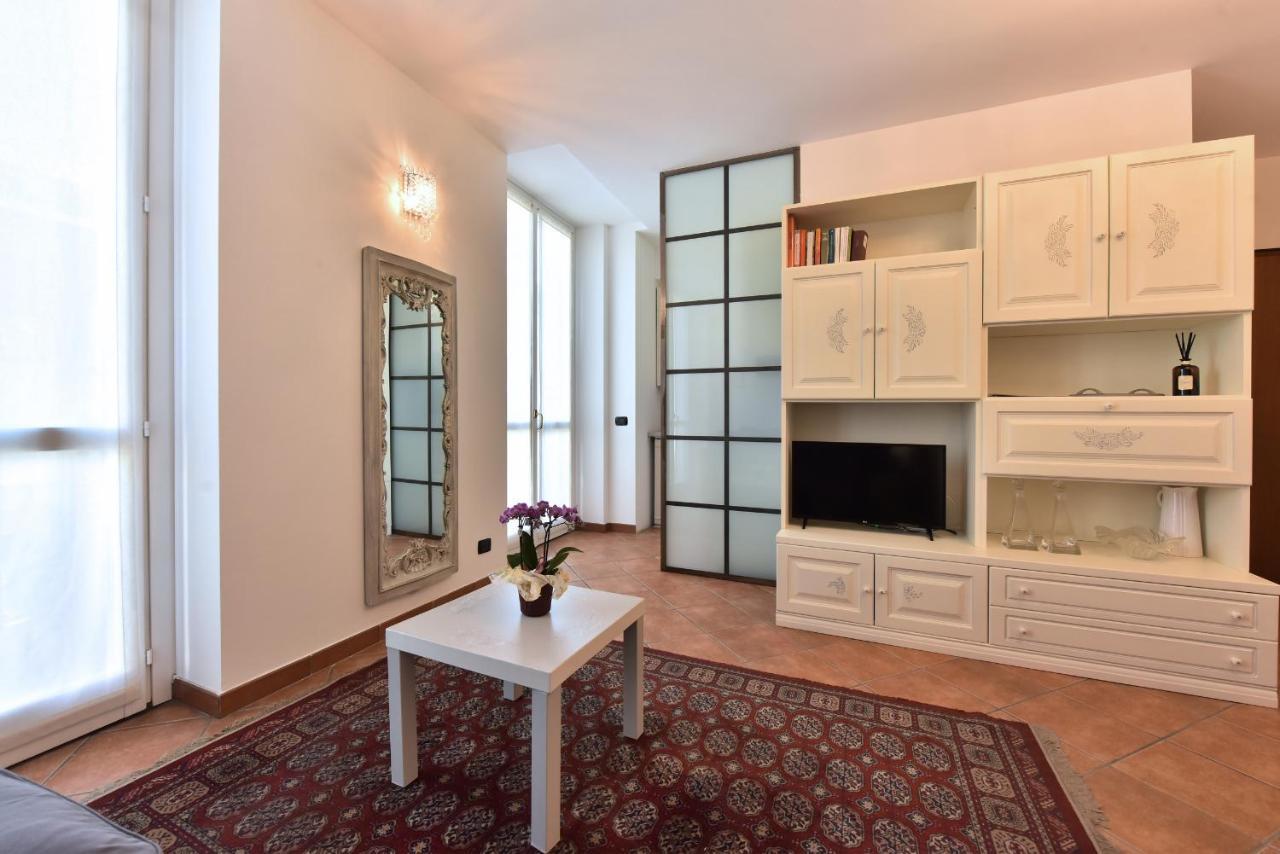 Pontaccio22 Apartment- Brera Centro Storico Milan Bagian luar foto