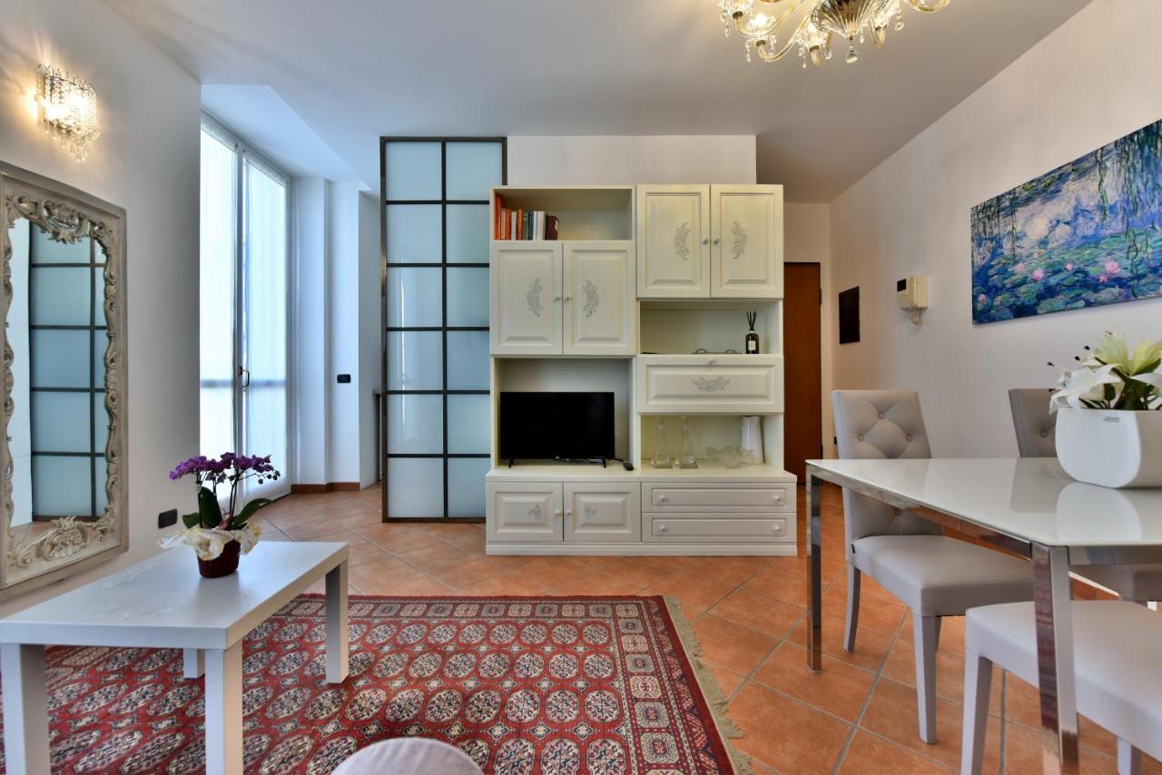 Pontaccio22 Apartment- Brera Centro Storico Milan Bagian luar foto